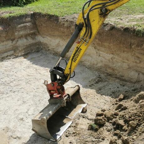 Erdarbeiten, Baggerarbeiten im Raum Dingolfing